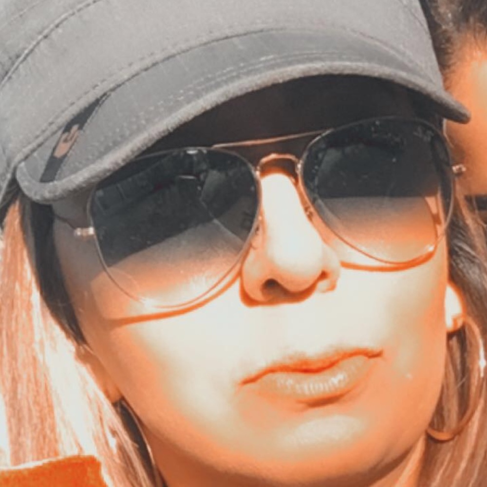 Meet your Posher, Venessa